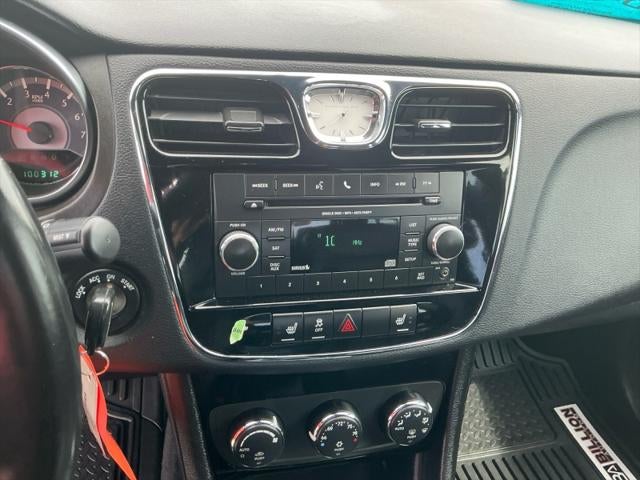 2014 Chrysler 200 Limited