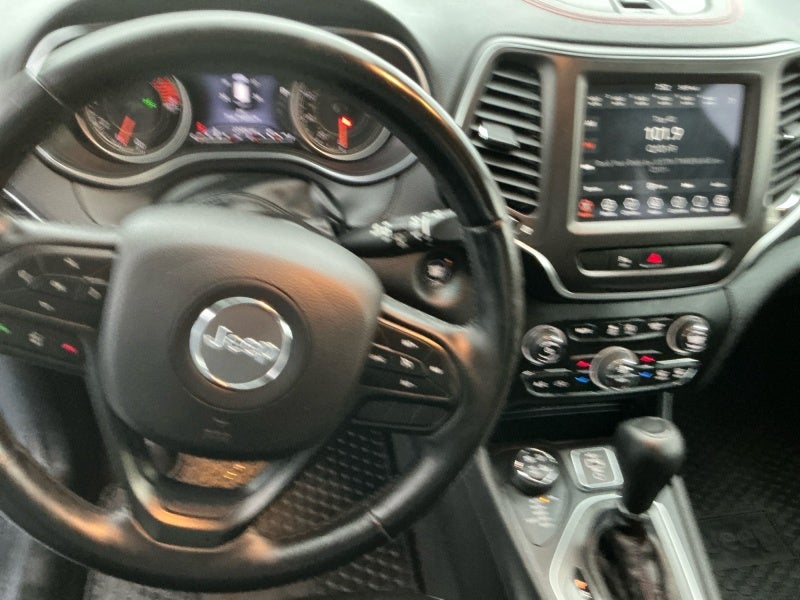 2020 Jeep Cherokee Trailhawk