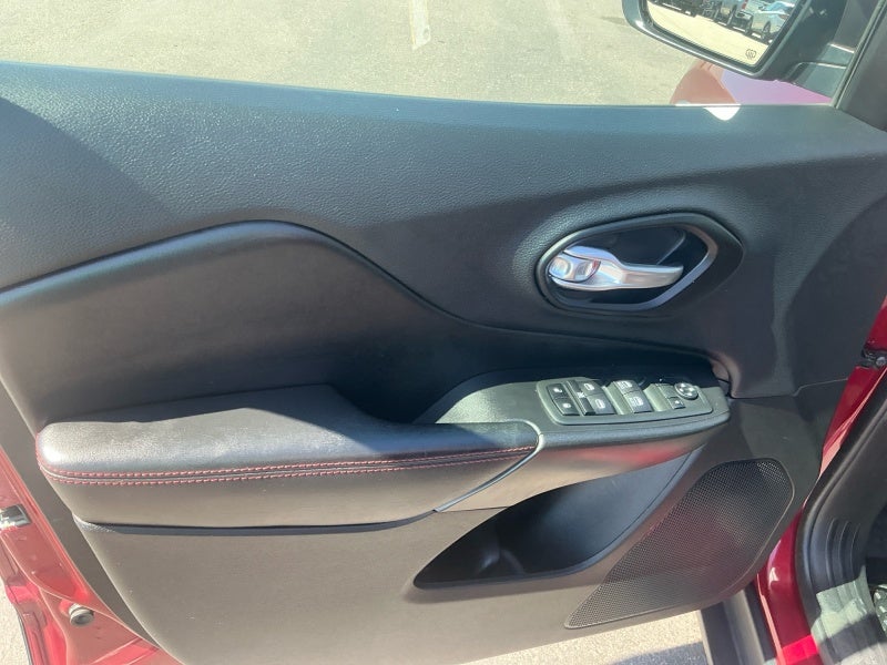 2020 Jeep Cherokee Trailhawk