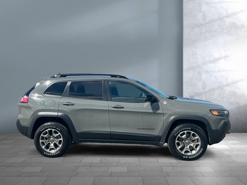 2022 Jeep Cherokee Trailhawk