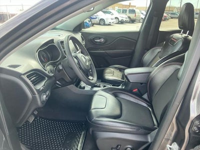 2022 Jeep Cherokee Trailhawk