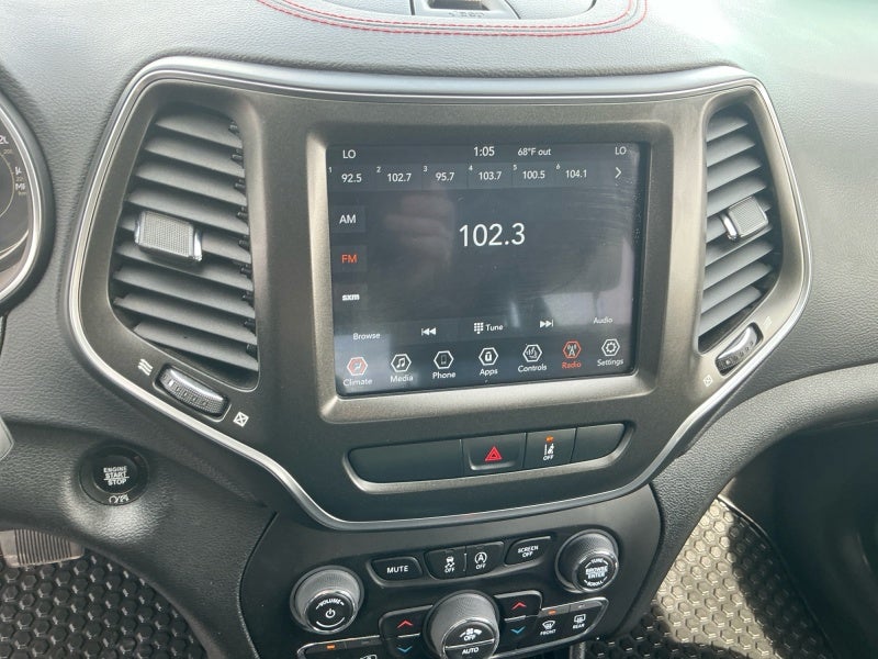 2022 Jeep Cherokee Trailhawk