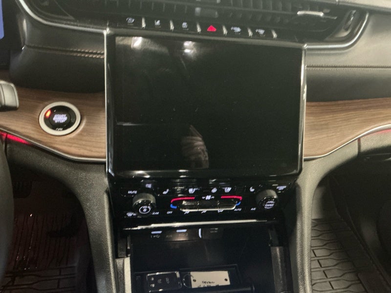 2024 Jeep Grand Cherokee Summit