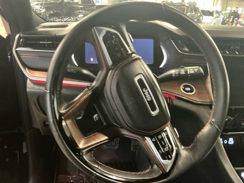 2024 Jeep Grand Cherokee Summit