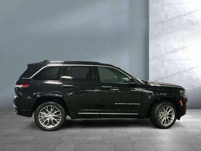 2024 Jeep Grand Cherokee Summit