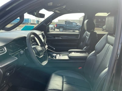 2022 Jeep Wagoneer Series III