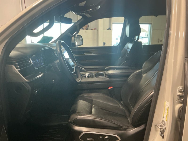 2022 Jeep Wagoneer Series III