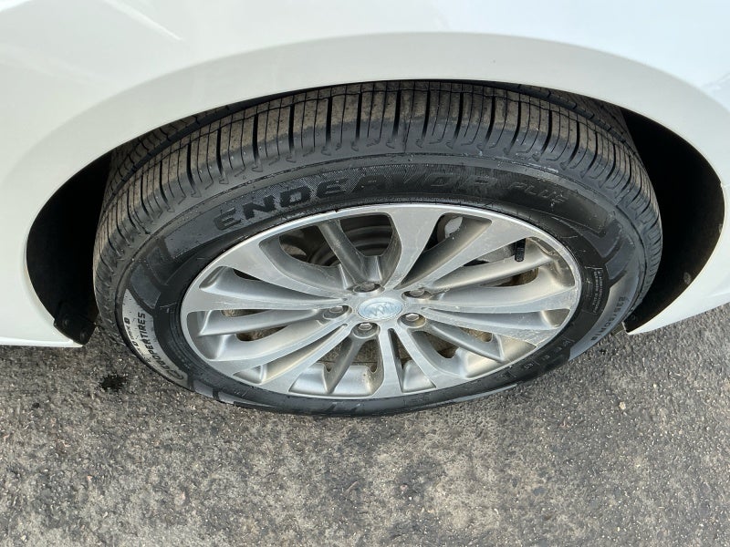 2018 Buick LaCrosse Essence