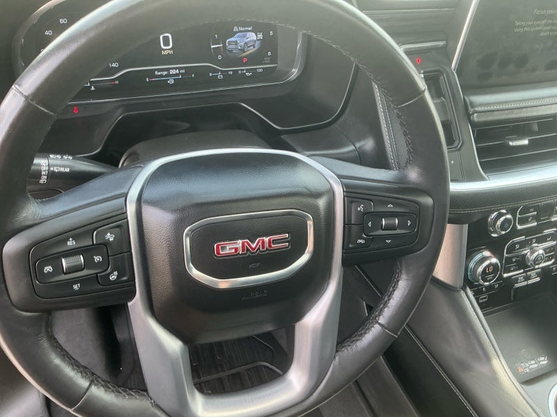 2022 GMC Yukon SLT