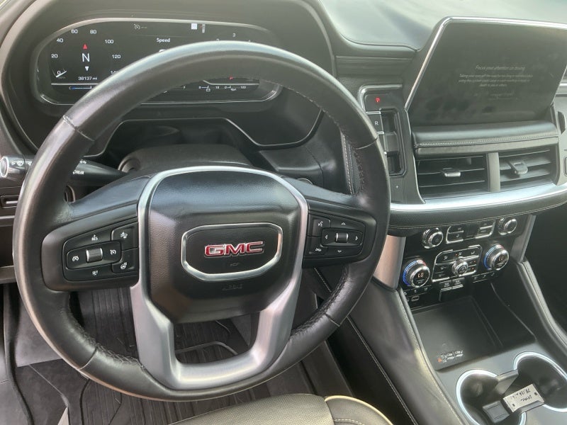 2022 GMC Yukon SLT