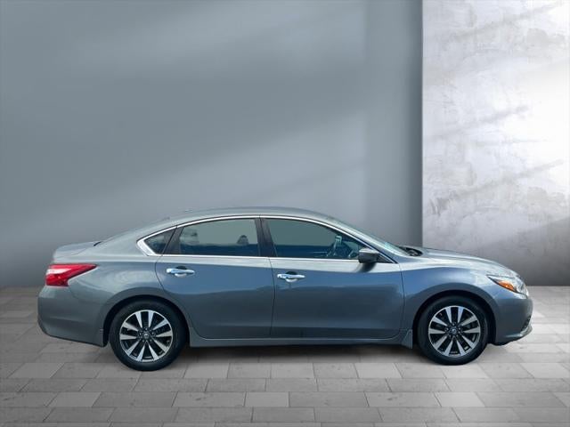 2017 Nissan Altima SV