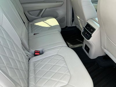 2025 Volkswagen Atlas 2.0T SEL Premium R-Line