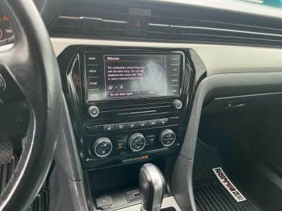 2020 Volkswagen Passat 2.0T SE