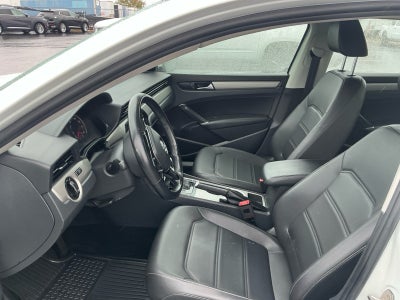 2020 Volkswagen Passat 2.0T SE