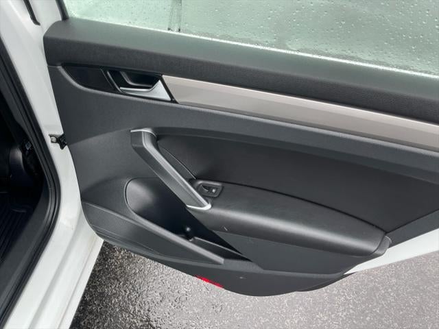 2020 Volkswagen Passat 2.0T SE