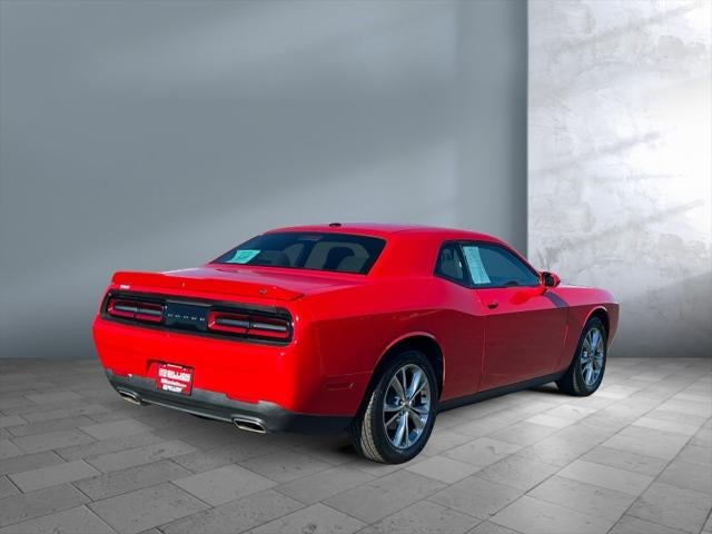 2021 Dodge Challenger SXT