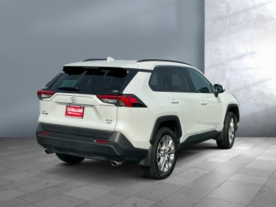 2025 Toyota RAV4 XLE Premium