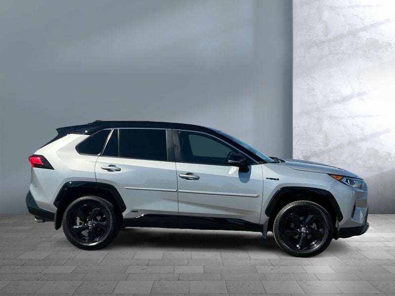 2019 Toyota RAV4 Hybrid XSE