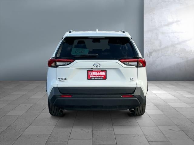 2021 Toyota RAV4 LE
