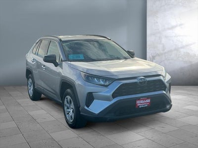 2020 Toyota RAV4 LE
