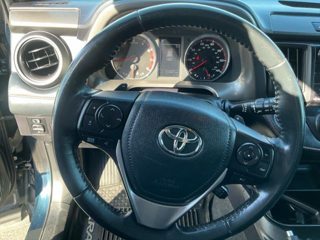 2018 Toyota RAV4 SE