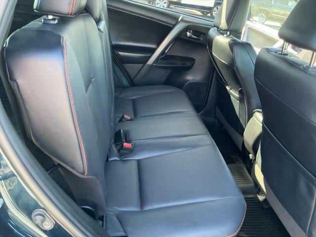 2018 Toyota RAV4 SE
