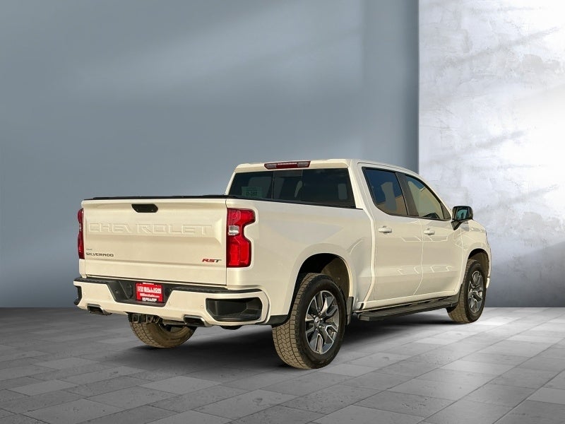 2021 Chevrolet Silverado RST