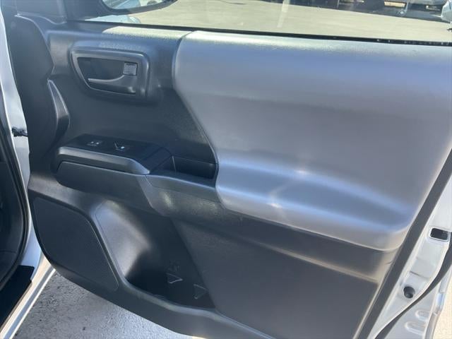 2020 Toyota TACOMA SR SR5