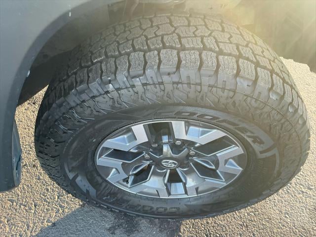 2023 Toyota TACOMA TRD OFFRD TRD Off Road