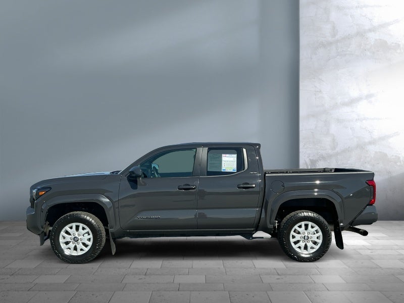 2025 Toyota Tacoma 4WD SR5