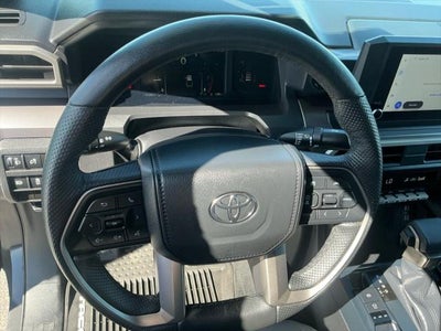 2025 Toyota TACOMA SR5 SR5