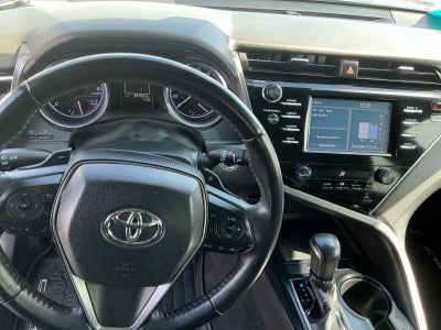 2018 Toyota CAMRY SE
