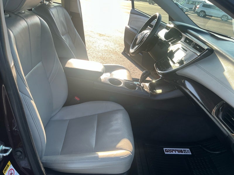 2015 Toyota AVALON HYBRID Limited