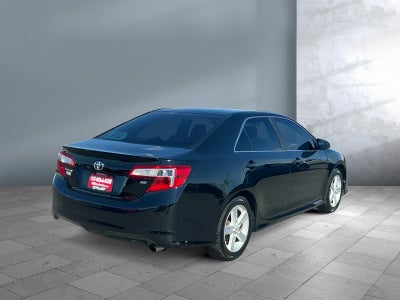 2013 Toyota CAMRY SE