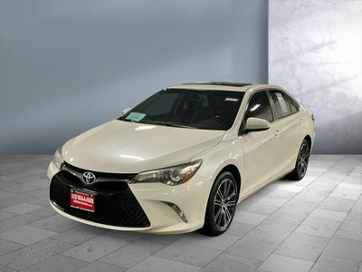 2016 Toyota Camry SE w/Special Edition Pkg