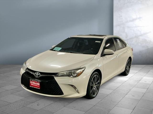 2016 Toyota Camry SE w/Special Edition Pkg
