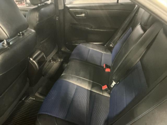 2016 Toyota Camry SE w/Special Edition Pkg