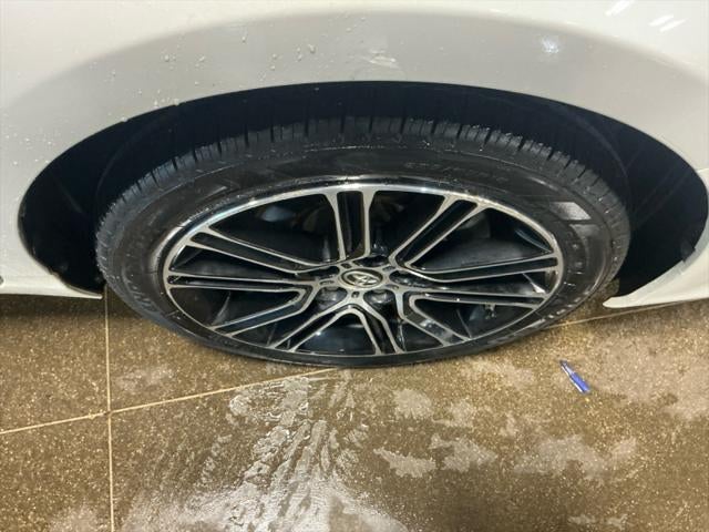 2016 Toyota Camry SE w/Special Edition Pkg