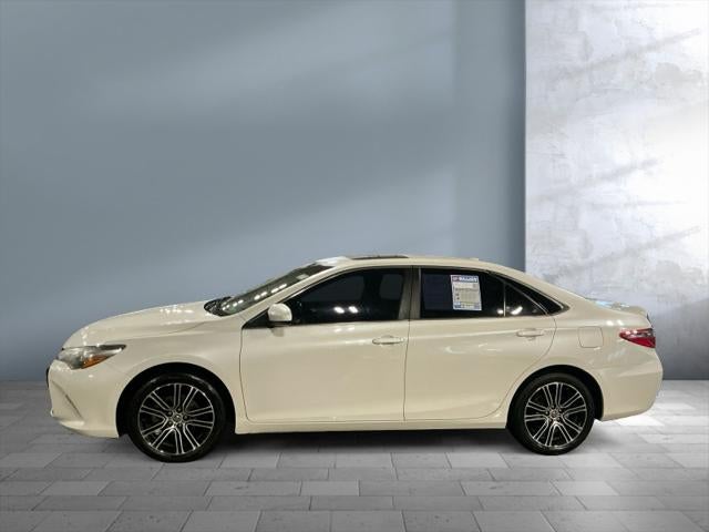 2016 Toyota Camry SE w/Special Edition Pkg