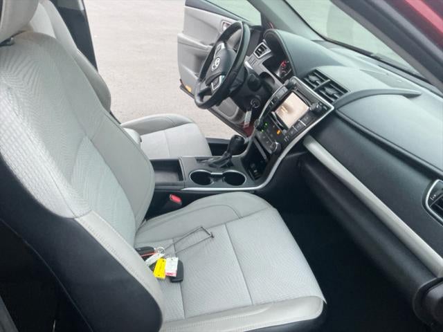 2016 Toyota Camry SE