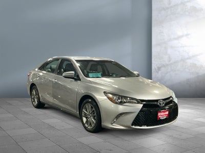 2016 Toyota CAMRY SE