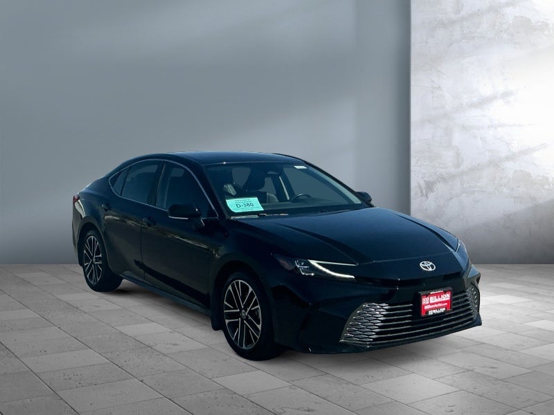 2025 Toyota CAMRY XLE