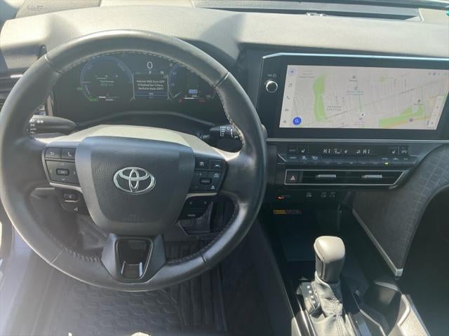 2025 Toyota CAMRY XLE