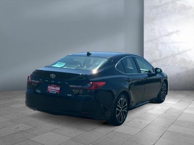 2025 Toyota CAMRY XLE
