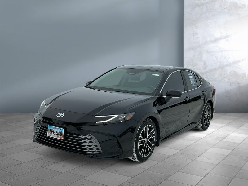 2025 Toyota CAMRY XLE