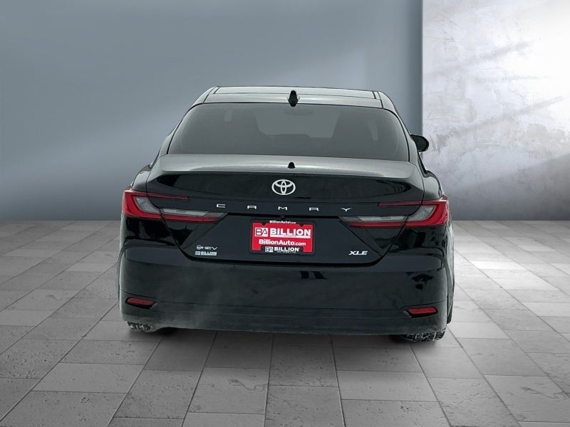 2025 Toyota CAMRY XLE