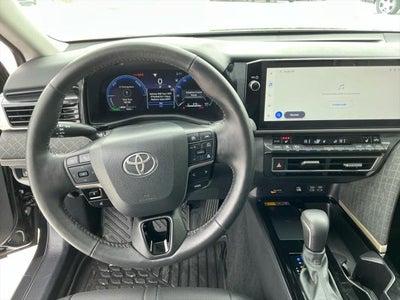 2025 Toyota CAMRY XLE