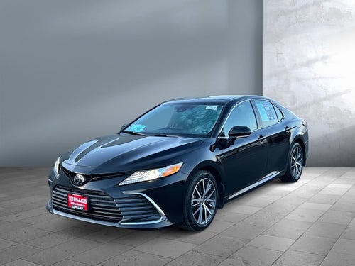 2024 Toyota CAMRY XLE