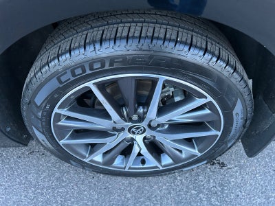 2024 Toyota CAMRY XLE