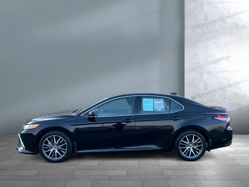 2024 Toyota CAMRY XLE